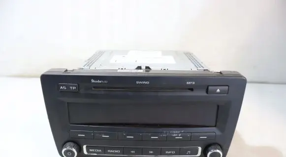 Radio/GPS head unit trim
