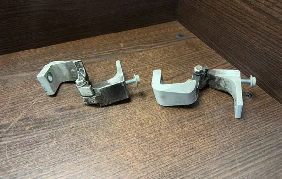 Volkswagen Transporter - Caravelle T5 Front door hinge set 7H0831401B 7H0831402B