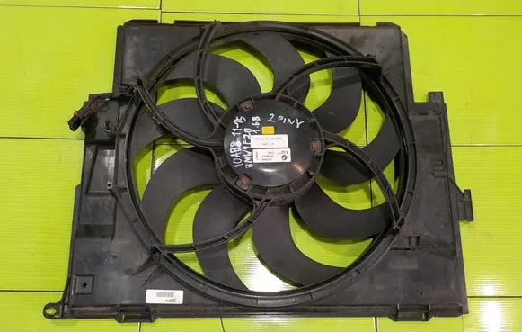 BMW 1 F20 F21 Fan set 7600557 10AB8