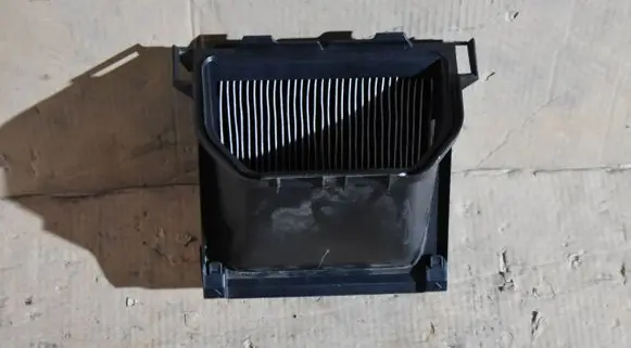 Mercedes-Benz GLE W167 Air filter box cover A1678302800555555