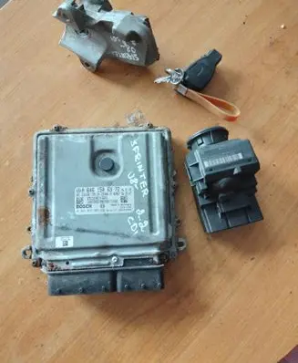 Mercedes-Benz Sprinter W906 Engine ECU kit and lock set A6461506372 0281015053 A9069004001