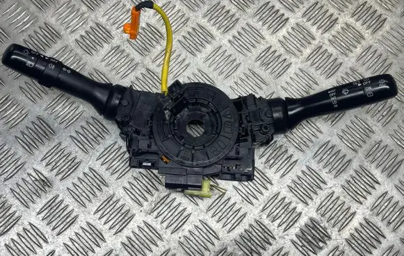 Toyota Aygo AB10 Wiper turn signal indicator stalk/switch 17F001 173848 2B75A