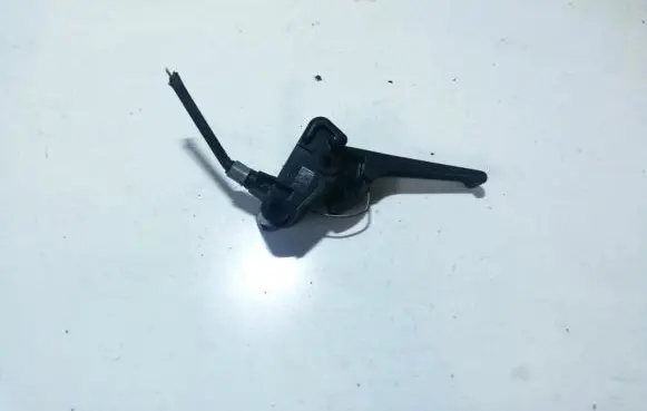 Peugeot 306 Engine bonnet (hood) release handle