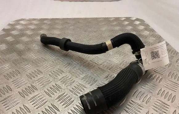 Maserati Levante Engine coolant pipe/hose