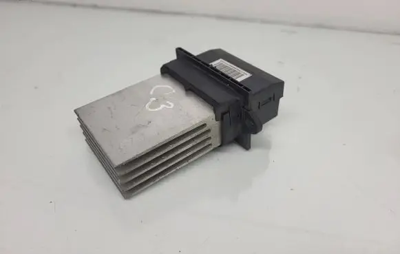 Volkswagen Golf IV Heater blower fan relay T1000948EA 9118N6183 9118
