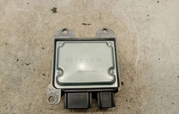 Volvo V40 Airbag control unit/module 31387292 123241270882 M324P270882