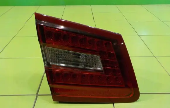 Mercedes-Benz E W212 Rear/tail lights 2128200964