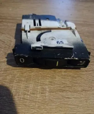 Volkswagen Touareg I Other switches/knobs/shifts 7l6819765