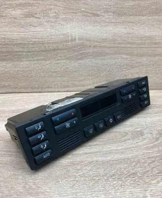 BMW 7 E38 Climate control unit 8372043 32383