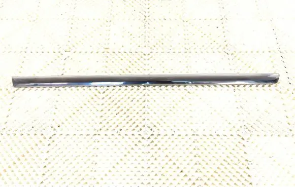 Citroen C5 Front door trim (molding) 9681804380