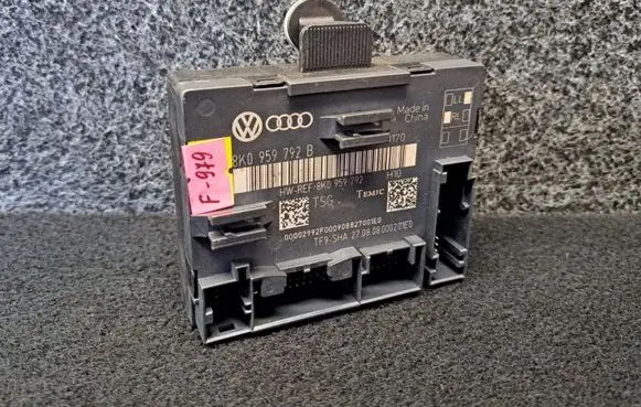 Audi A4 S4 B8 8K Door control unit/module 8K0959792 8K0959792B