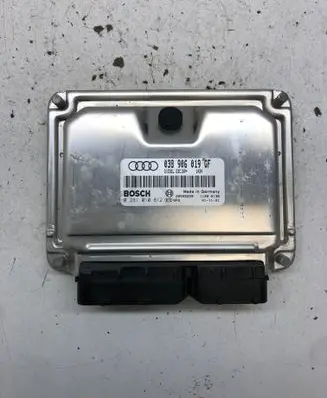Audi A6 S6 C5 4B Engine control unit/module 038906019GF 0281010812