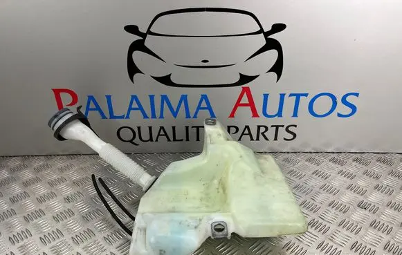Ford C-MAX II Windshield washer fluid reservoir/tank AV6117B613A