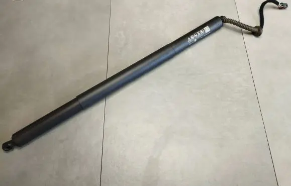 Skoda Octavia Mk4 Tailgate strut 5E6827851B