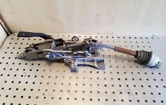 Ford Focus Steering wheel axle BV6N3C529BE