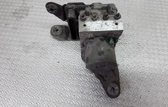 Renault Megane II ABS Pump 0265234138 8200344607