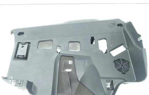 Dashboard lower bottom trim panel