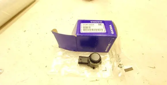 Volvo V90 Cross Country Parking PDC sensor 31471005 31471011