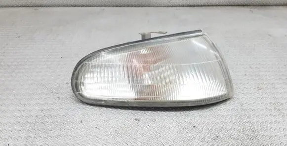 Hyundai Coupe Front indicator light 92302232