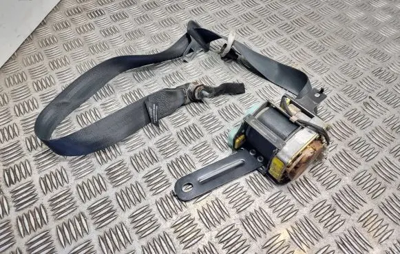 Nissan Almera Tino Front seatbelt 96884BU000 040745