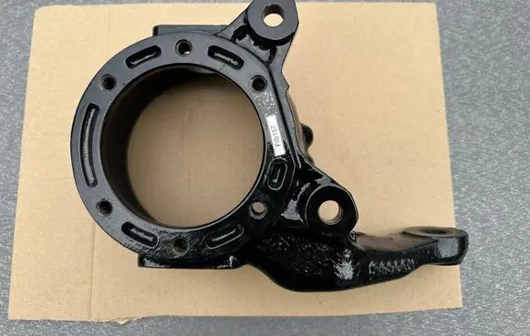 Nissan Patrol Y60 Front wheel hub spindle knuckle 4056606J00
