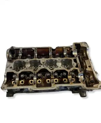 BMW 1 E81 E87 Engine head 7559168