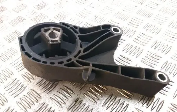 Opel Insignia A Engine mount bracket 13227762