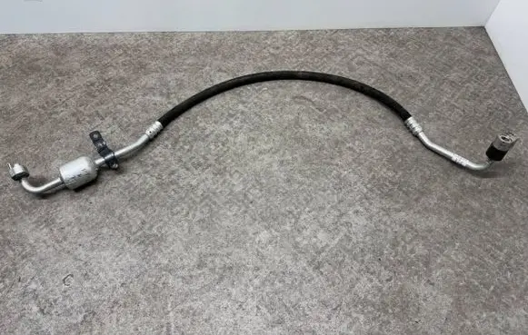 BMW i3 Air conditioning (A/C) pipe/hose 9291273