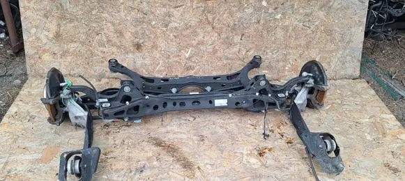 Volkswagen PASSAT B8 Rear axle beam 3Q0505235AC