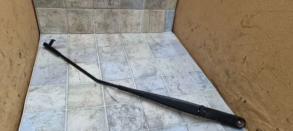 Volkswagen Golf V Front wiper blade arm 1K1955410