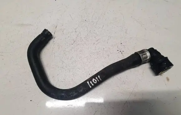 Volvo V70 Engine coolant pipe/hose 
