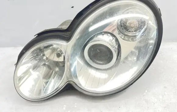 Mercedes-Benz CLK A209 C209 Headlights/headlamps set 15694100 130732907202