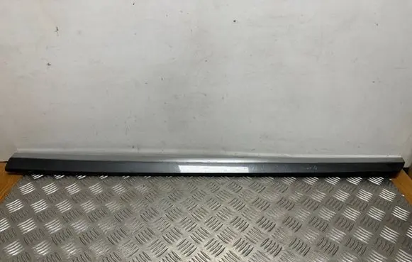 Volkswagen PASSAT B8 Front door trim (molding) 3G0854940D
