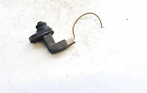 Volkswagen Golf III Front door sensor 3a0947561a