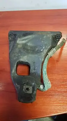 BMW 7 E65 E66 Engine mounting bracket 6769260