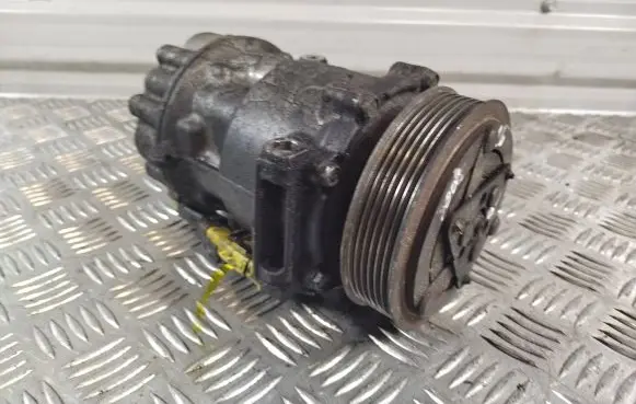 Peugeot 3008 I Air conditioning (A/C) compressor (pump)