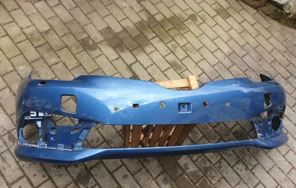 Toyota Auris E180 Front bumper 5211902K40