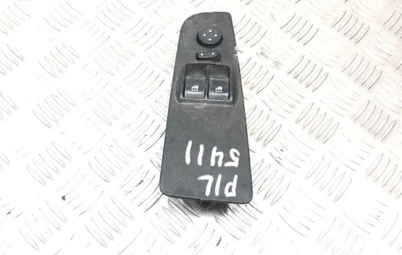 Fiat Punto (188) Electric window control switch 735380453 735423372 610739
