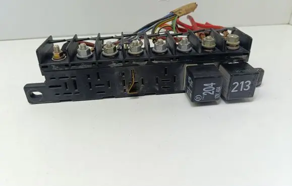Audi A6 S6 C4 4A Fuse module 4A0941822