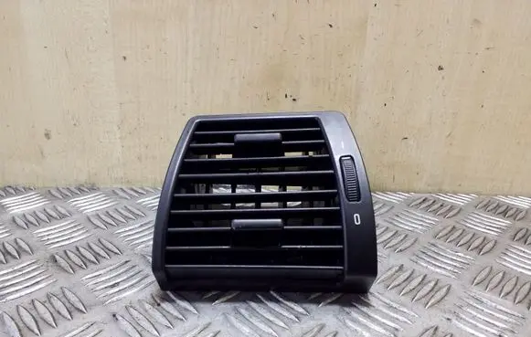 BMW X5 E53 Dashboard side air vent grill/cover trim 64228402215 8402215