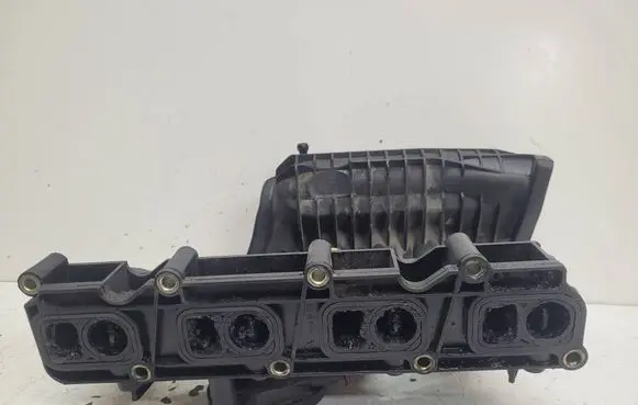 Mercedes-Benz C W203 Intake manifold A6110903537