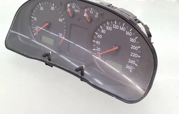 Volkswagen PASSAT B5 Speedometer (instrument cluster) 3B0920802A 88311245 G750669H