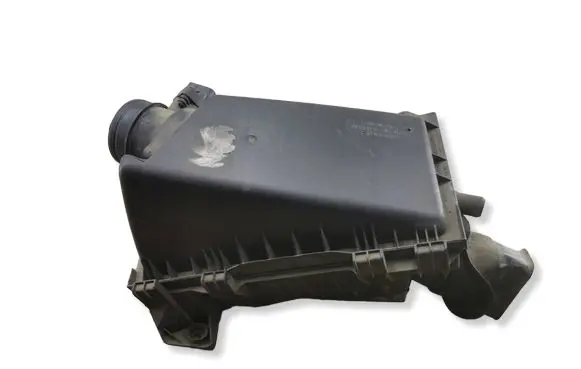 Audi A3 S3 8L Air filter box 1J0129607E 1J0129620 C37153