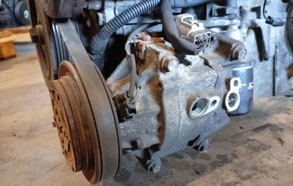 Toyota Yaris Air conditioning (A/C) compressor (pump)