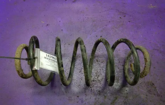 Toyota Yaris Verso Rear coil spring