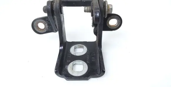 Opel Insignia A Rear door upper hinge A046574