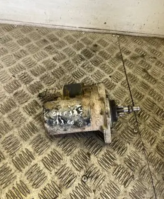 Volkswagen Golf III Starter motor 331303147C47