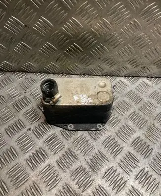 Engine oil radiator