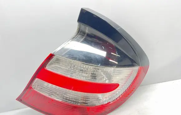 Mercedes-Benz C W203 Rear/tail lights A2038202664