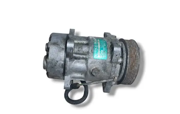 Volvo S40, V40 Air conditioning (A/C) compressor (pump) SD7V16 1106F 0610102961